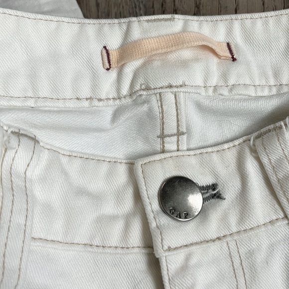 Gap Limited Edition White Bootcut Jeans, size 4 - Picture 4 of 10